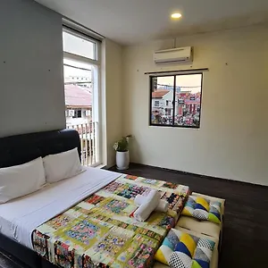 2* Hotel Jade Jonker